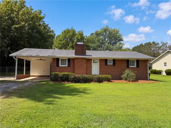2847 Friendship Ledford Road, Winston-Salem, NC 27107