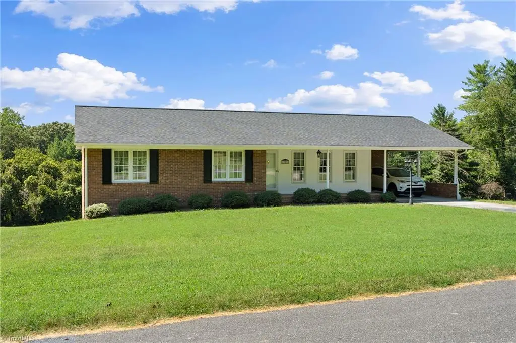 329 Henderson Drive, Clemmons, NC 27012 - #1