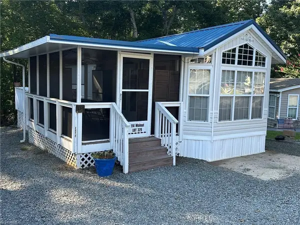 114 Walnut Circle, New London, NC 28127