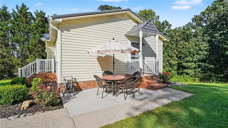 162 Oak Ridge Place, Mount Airy, NC 27030 - #3