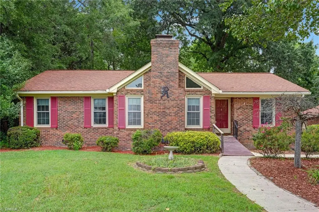 1823 Woodhue Drive, Burlington, NC 27215 - #1