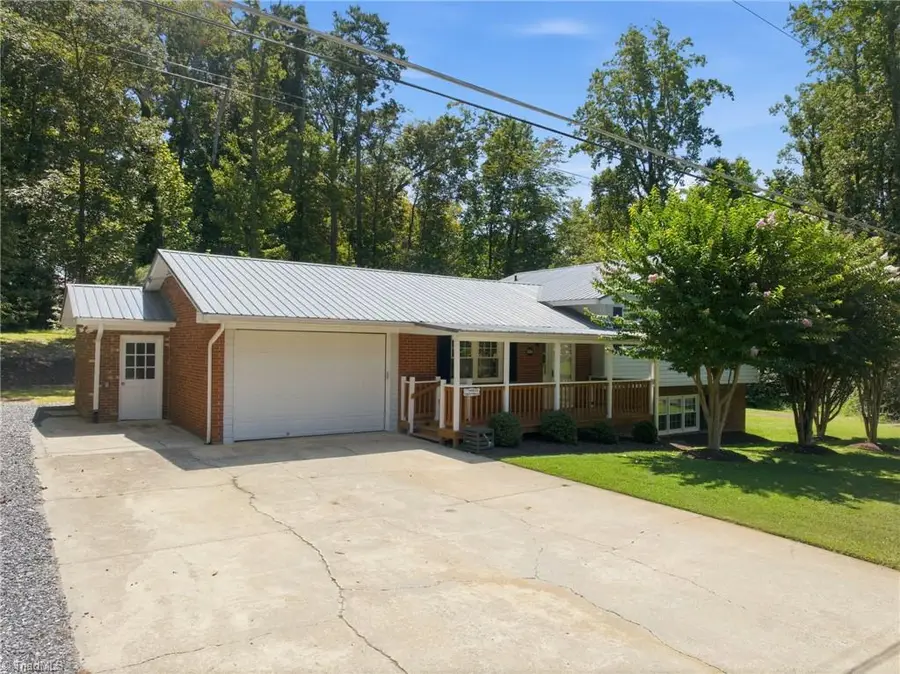 484 Newbern Avenue, Asheboro, NC 27205 - #2