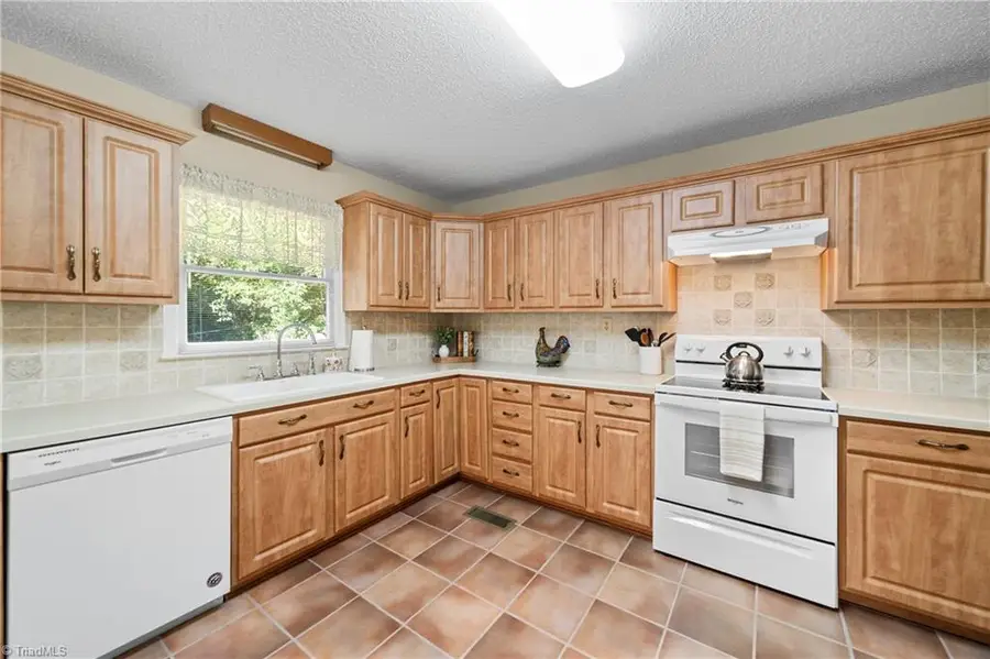 5737 Polaris Court, Pfafftown, NC 27040 - #3