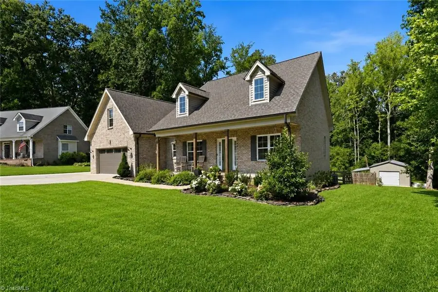 2977 Bridge Point Drive, Sophia, NC 27350 - #3
