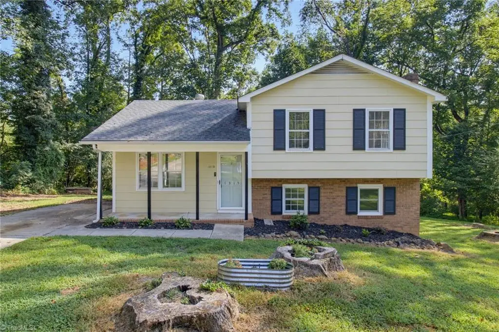 1315 Yardley Terrace, Bethania, NC 27105 - #1