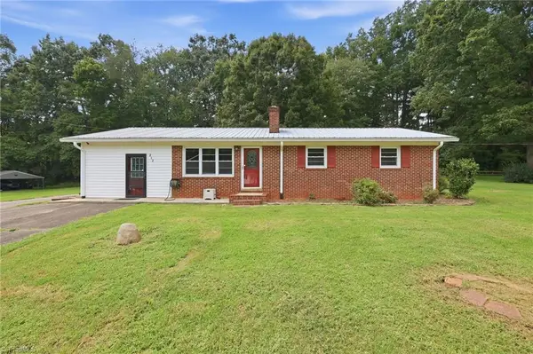 212 Circle Drive, Dobson, NC 27017