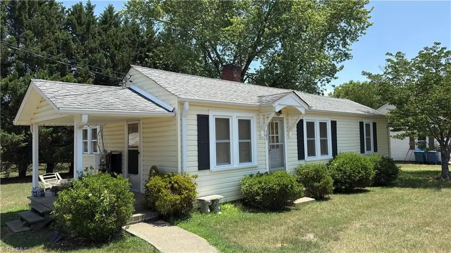 109 Adams Street, Yadkinville, NC 27055 - #2