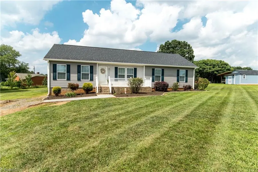 1003 Crestline Drive, Yadkinville, NC 27055 - #3