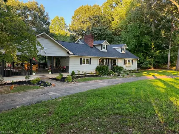 1725 Fred Hinshaw Road, Yadkinville, NC 27055