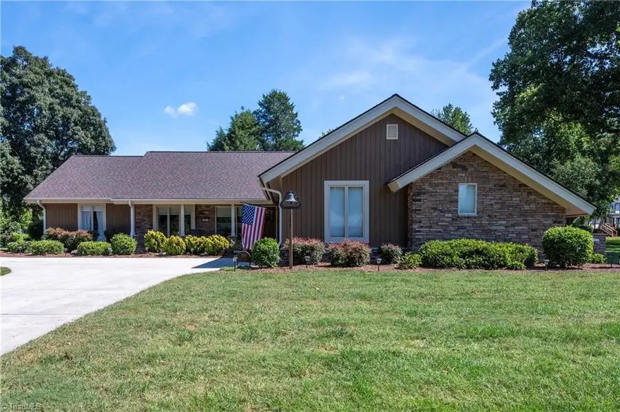 109 Holly Circle, Bermuda Run, NC 27006 - #3
