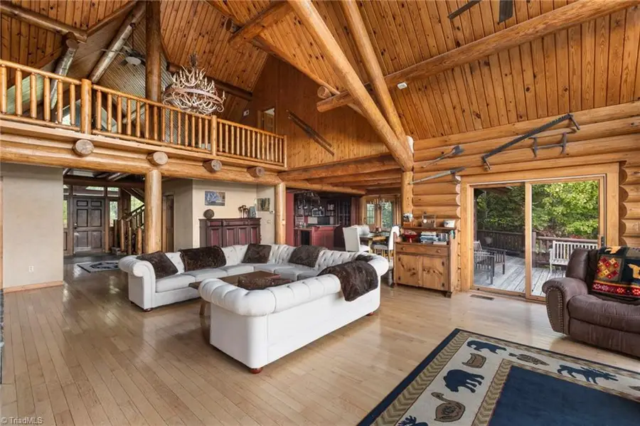 408 Echo High Road, Franklin, NC 28734 - #3