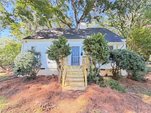 2347 Bethabara Haven Drive, Winston-Salem, NC 27106