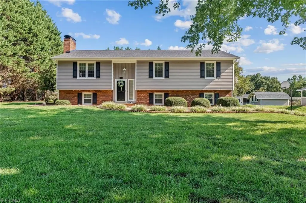 125 Hartley Lane, Pilot Mountain, NC 27041 - #1