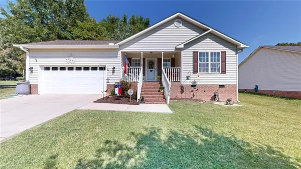 1086 Johnsontown Road, Thomasville, NC 27360