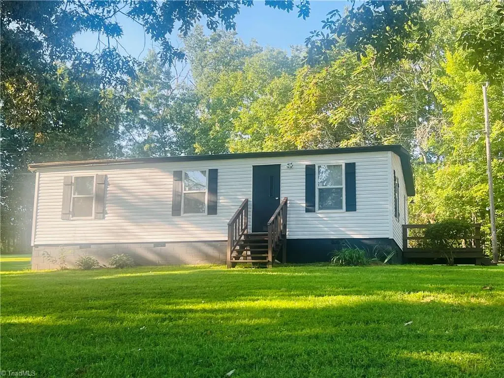 134 Stout Lane, Pilot Mountain, NC 27041 - #1