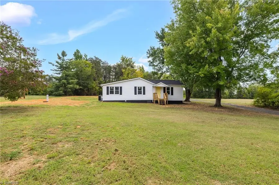 3140 Us Highway 158, Reidsville, NC 27320 - #2