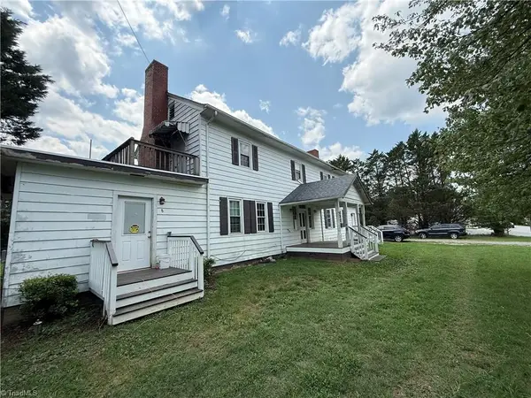 1109 W Main Street, Yadkinville, NC 27055