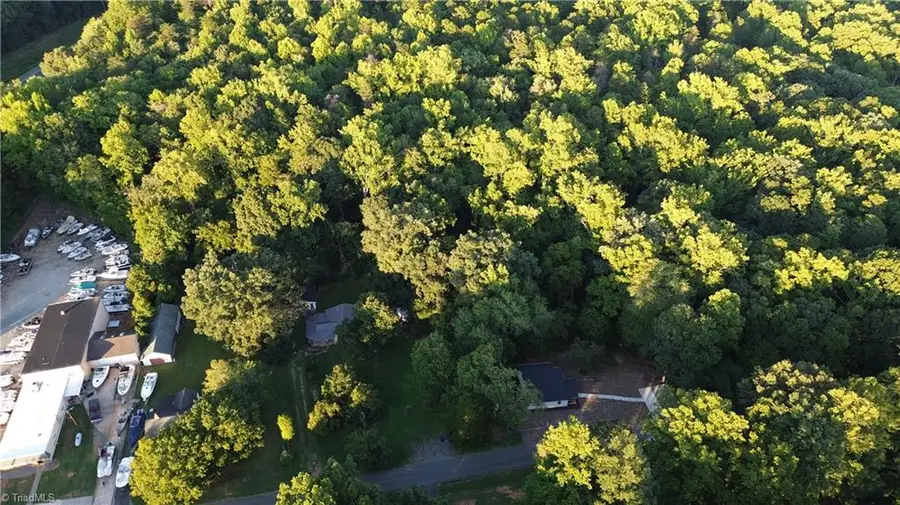129 Old Linville Road, Kernersville, NC 27284 - #2