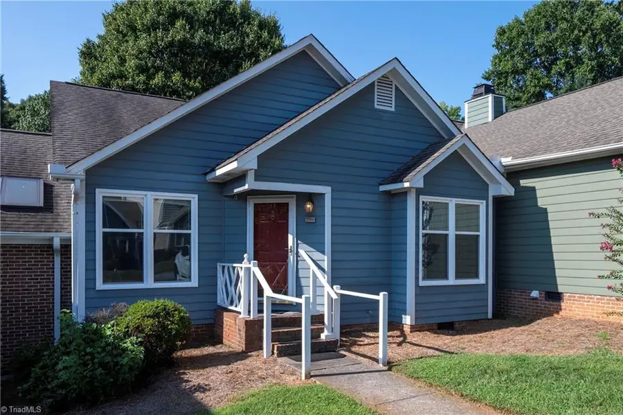 2716 Sawgrass Court, Winston Salem, NC 27103 - #2
