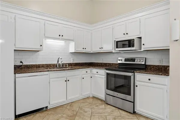 808 Circle Drive, High Point, NC 27262