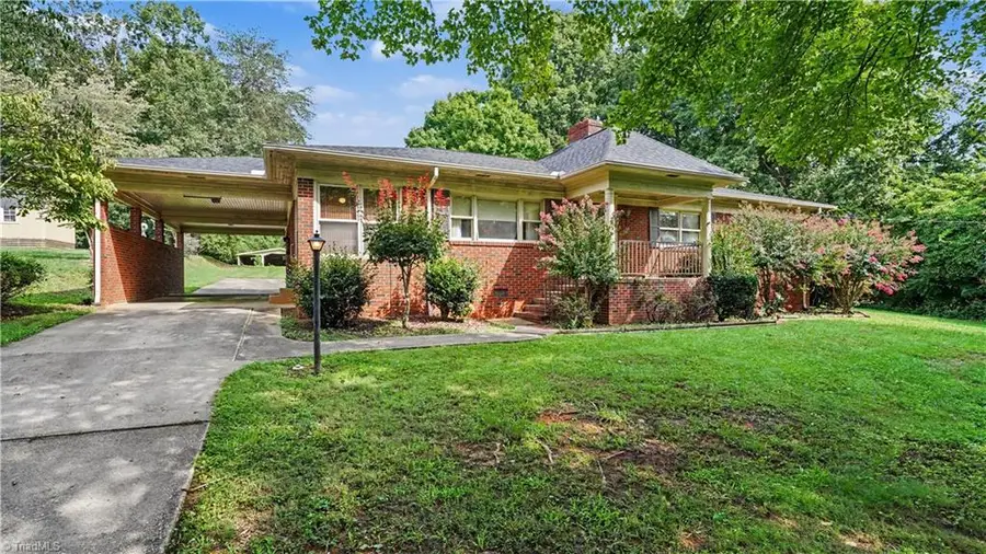 876 Brooklyn Avenue, Ramseur, NC 27316 - #2