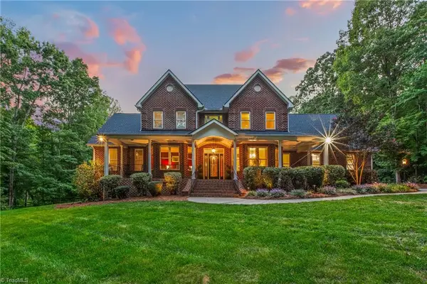 370 Rabbit Farm Trail, Advance, NC 27006