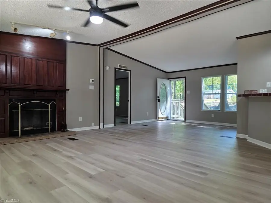 155 Brockland Drive, Advance, NC 27006 - #2