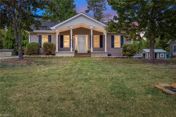 109 Mccleskey Drive, Yadkinville, NC 27055