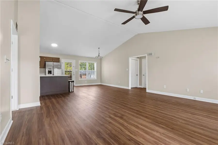 109 Mccleskey Drive, Yadkinville, NC 27055 - #3