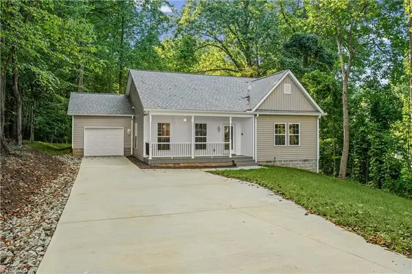 312 Della Drive, Winston-Salem, NC 27105