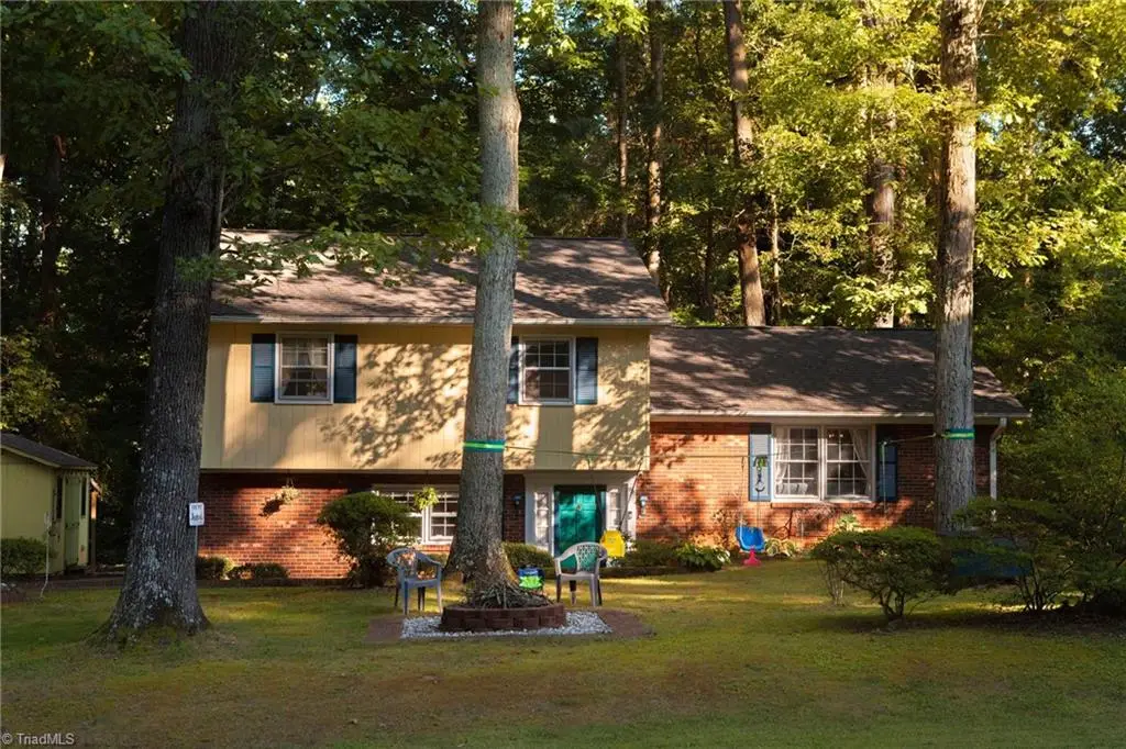 166 Charlotte Place, Advance, NC 27006 - #1