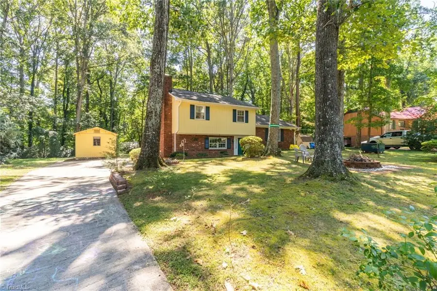 166 Charlotte Place, Advance, NC 27006 - #3