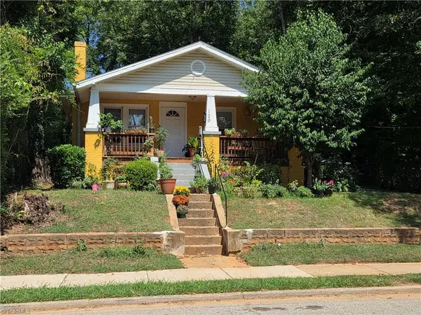 129 W Acadia Avenue, Winston-Salem, NC 27127