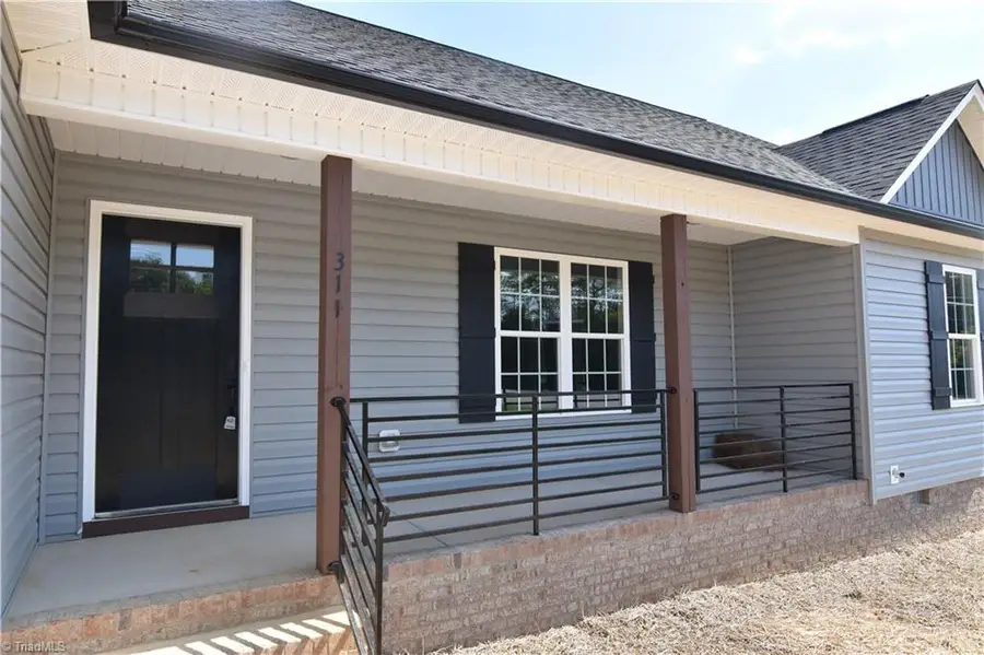 311 Cedar Lodge Road, Thomasville, NC 27360 - #2