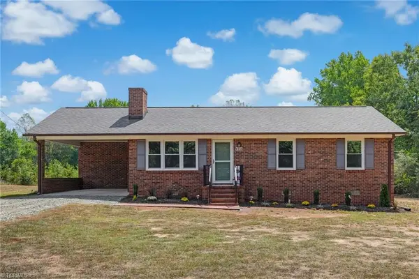 802 Strawberry Road, Reidsville, NC 27320