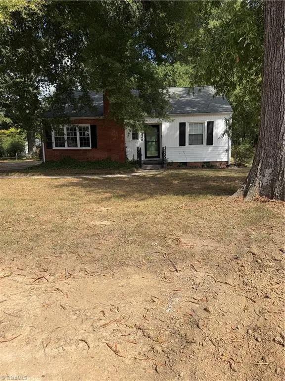 320 Maple Street, Eden, NC 27288