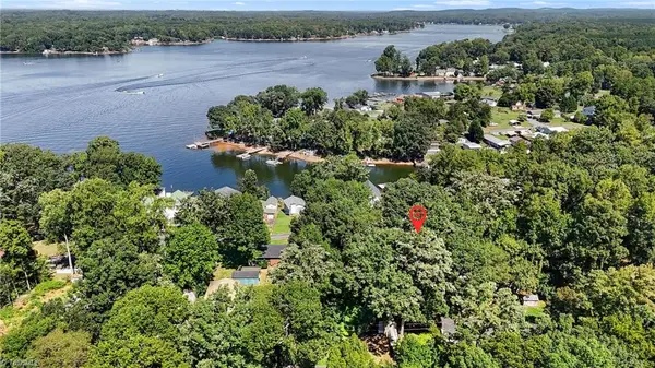 444 S Shore Drive, Lexington, NC 27292