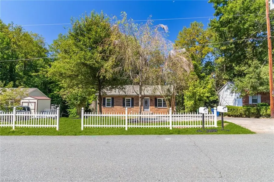 516 Heatherton Lane, Rural Hall, NC 27045 - #2
