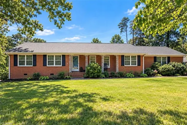 1011 W Mountain Street, Kernersville, NC 27284