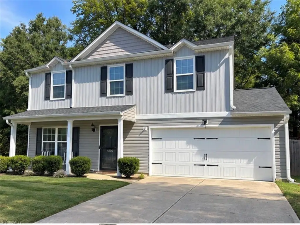 4506 Stephen Oaks Way, Greensboro, NC 27405 - #1