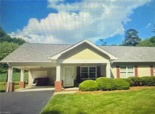 1726 Inglebrook Trail, Mount Airy, NC 27030