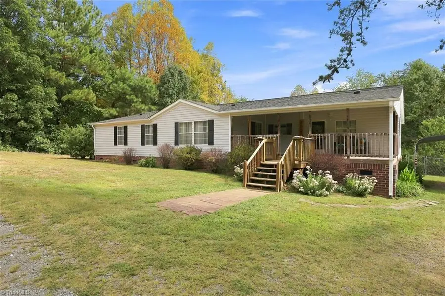 1150 Nature Lane, Walnut Cove, NC 27052 - #3
