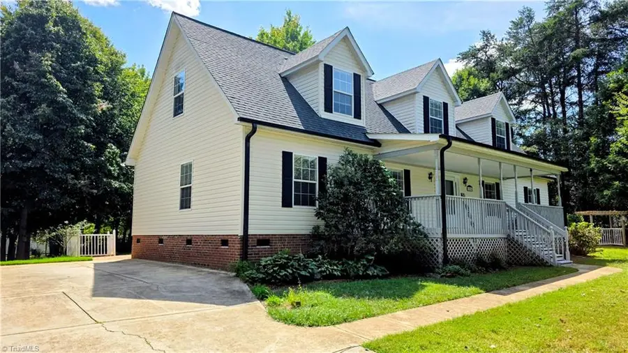 1096 Tuttle Road, Rural Hall, NC 27045 - #3