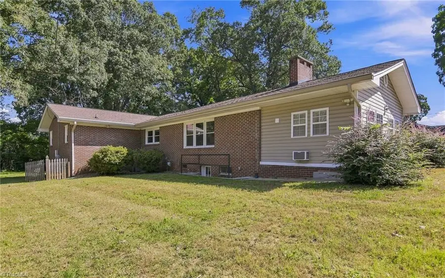 3915 Avera Avenue, Winston Salem, NC 27106 - #2