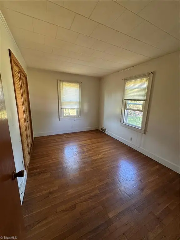 200 W King Street, King, NC 27021 - #2