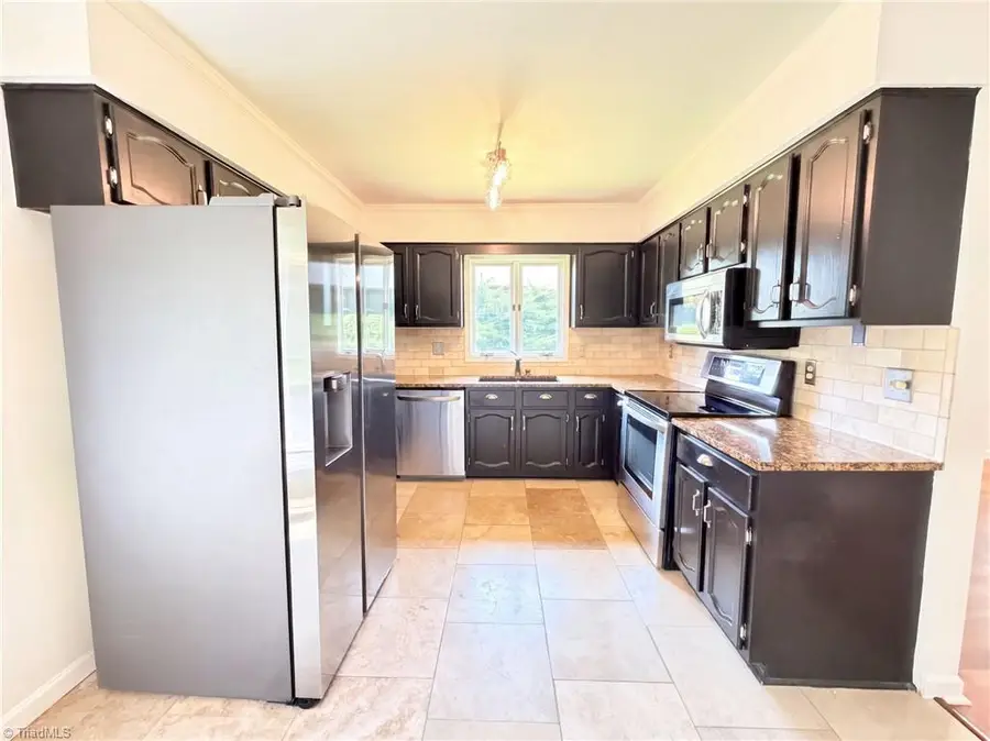200 Ridgelea Court, Winston Salem, NC 27104 - #2