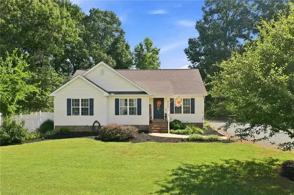 6770 Cottonwood Drive, Snow Camp, NC 27349