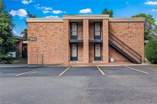 1805 S Hawthorne Road, Winston-Salem, NC 27103