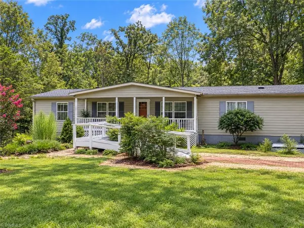 167 Willow Oak Lane, Advance, NC 27006