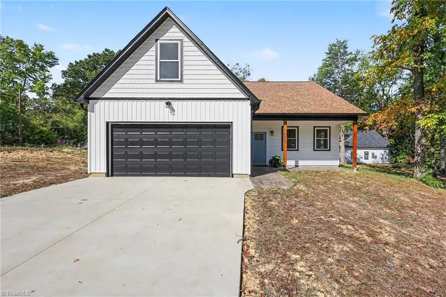 176 Old Fisher Ferry Road, Thomasville, NC 27360 - #2